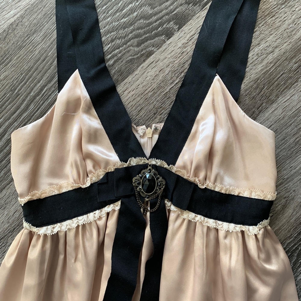 Forever 21 Satin Dress - Picture 3 of 4